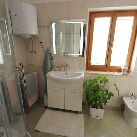 Parenzana, Little Row House With Big Yard In Istria Apartment *
