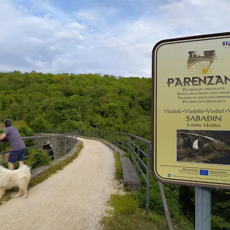Parenzana, Little Row House With Big Yard In Istria Apartment *